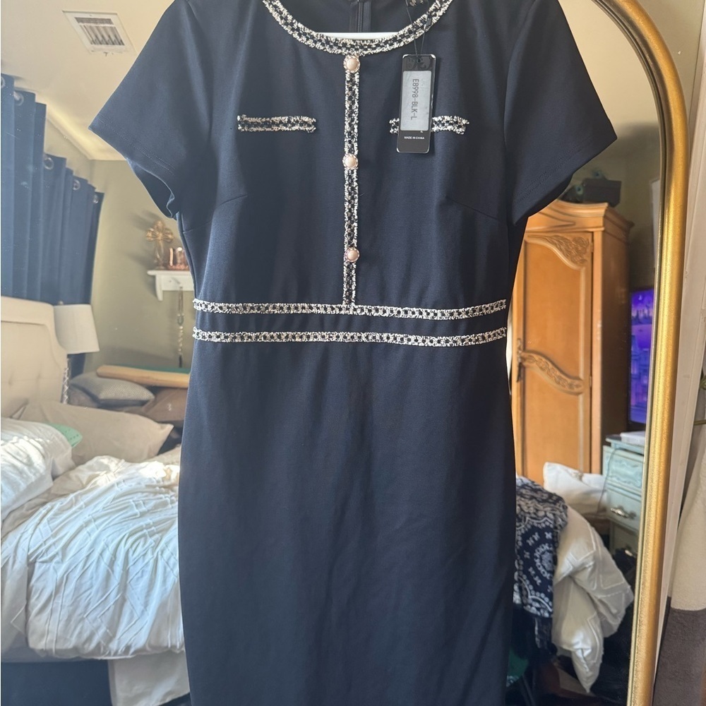 Women’s size large crew neck pencil dress - Picture 3 of 15